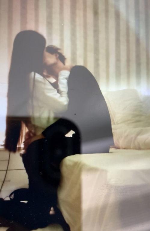 女生和女生亲热的视频,青春悸动下的纯真情感