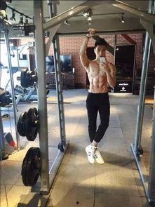 健身教练李佳淇视频,高效塑形教程，轻松打造完美身材